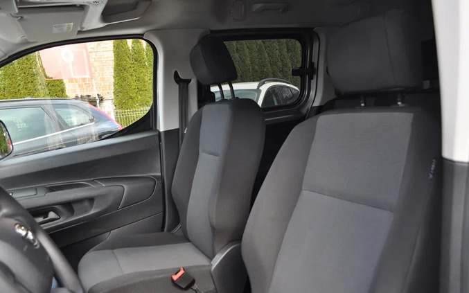 Toyota Proace City Verso cena 62444 przebieg: 188000, rok produkcji 2020 z Przemków małe 781